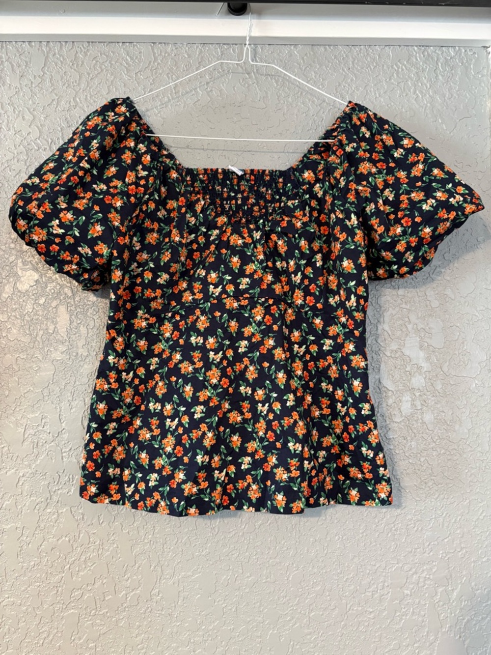 Old Navy Smocked Floral Puff Sleeve Babydoll Blouse